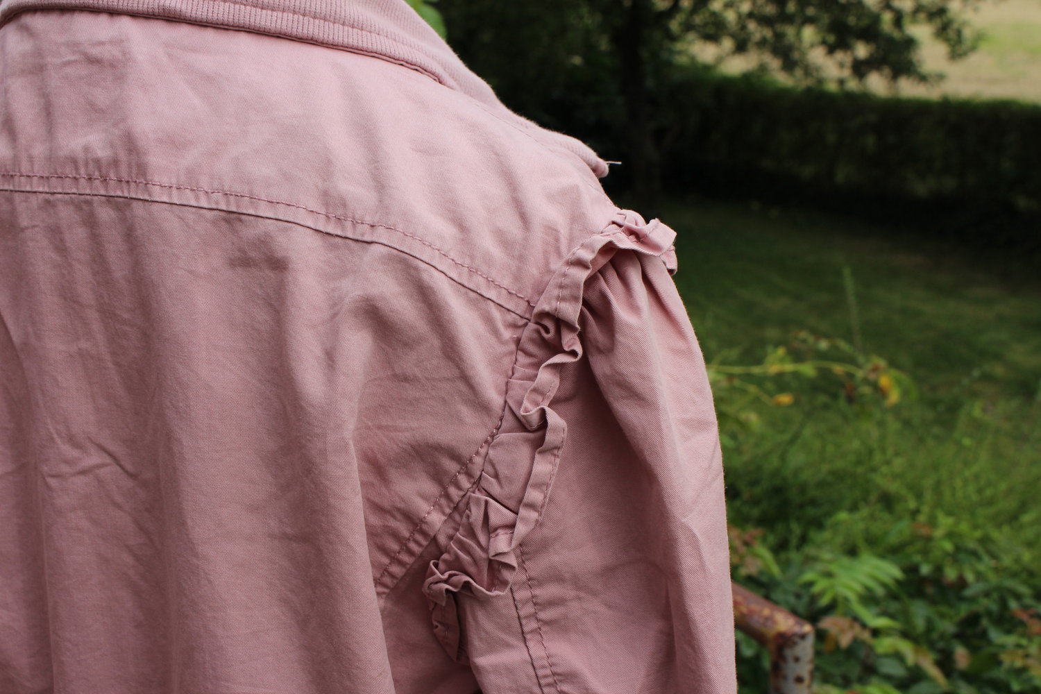 fliederfarbene übergangs Jacke