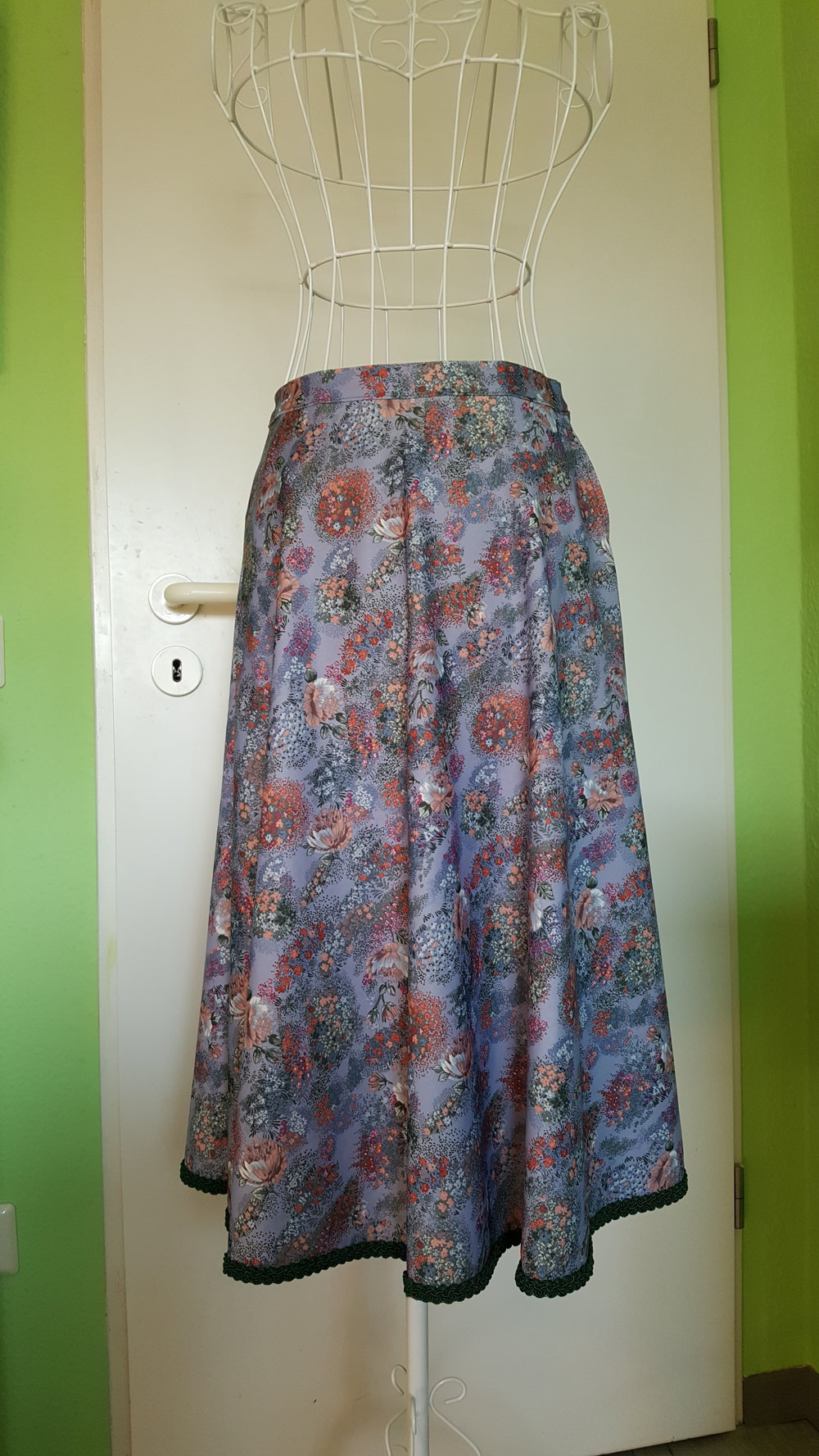 162. Vintage Sommerrock , Gr. 36, blau-bunt