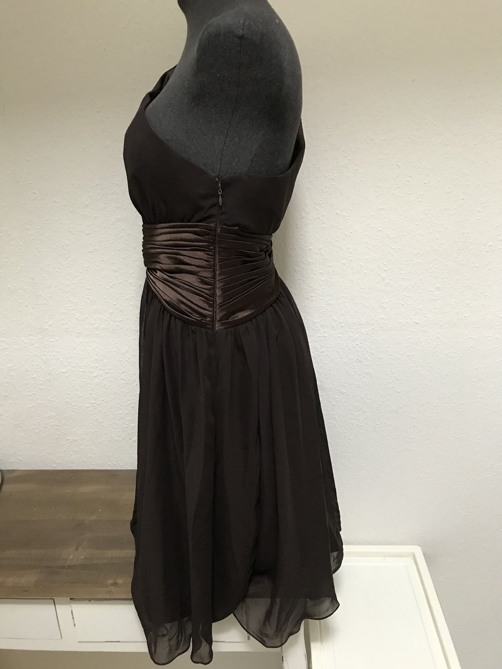 !!Neues!! Astrapahl Damen Cocktailkleid One Shoulder, Knielang -ungetragen-