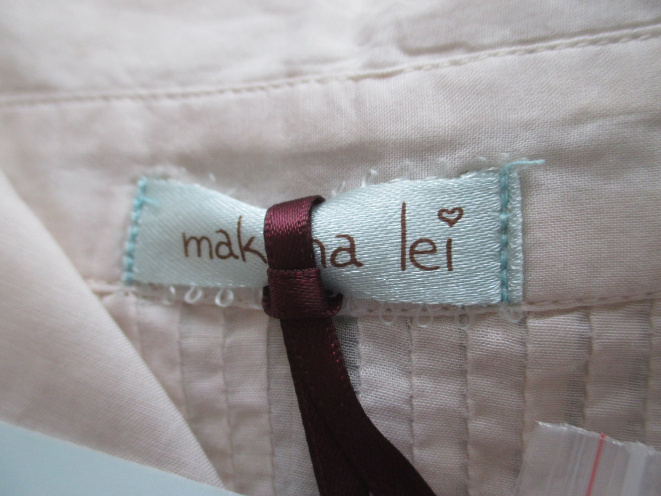 zuckersüße Bluse von Makena Ldi, Impressionen Katalog, Gr. 36, Farbe : nude, semi - transparent, 3/4 lange Ärmel