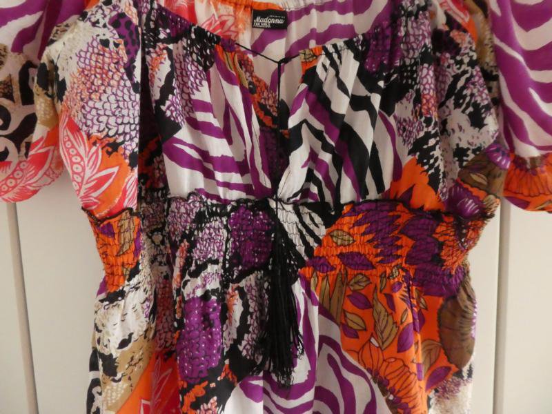 NEU - Madonna – Shirt, bunt