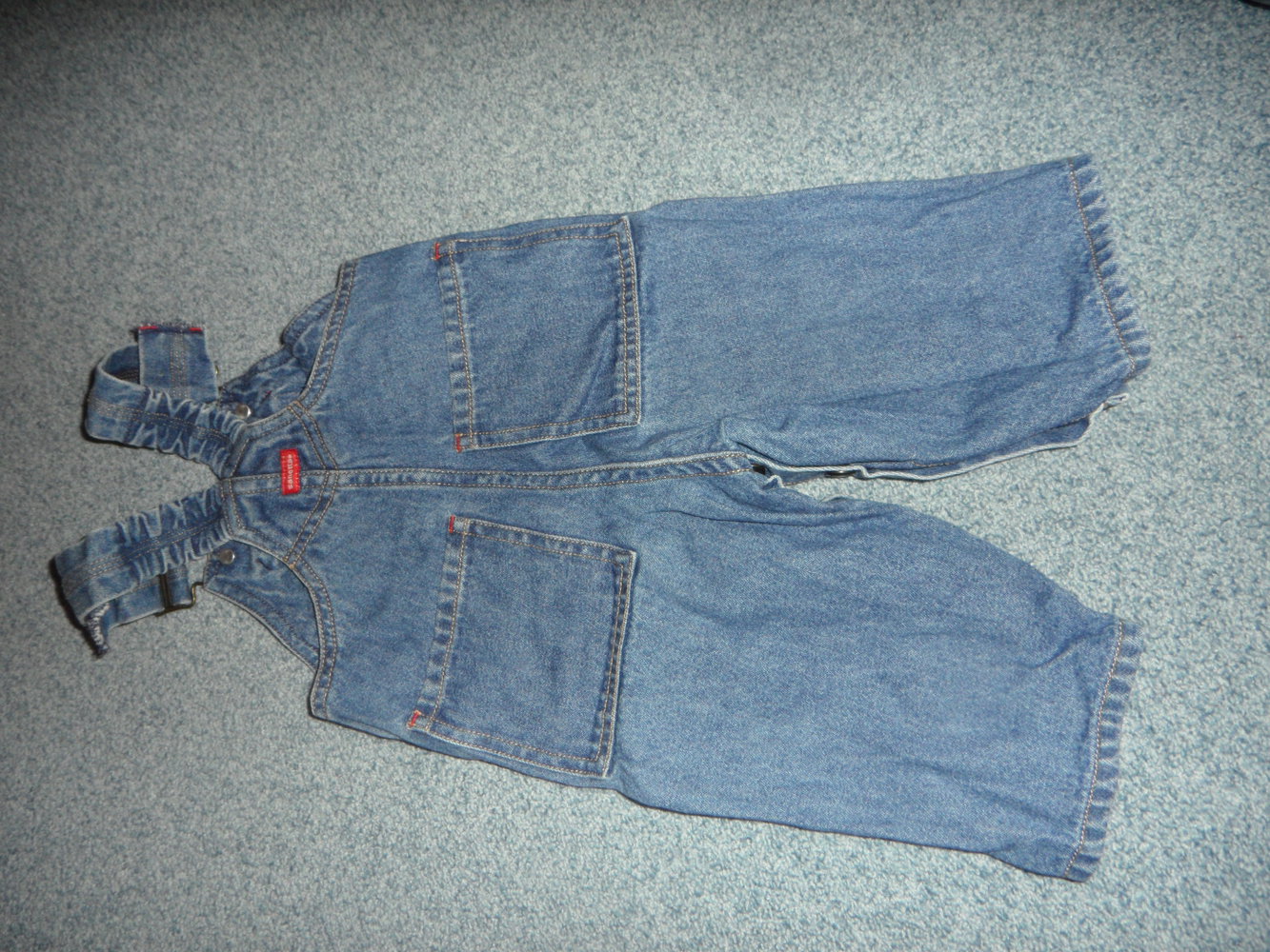 süße Latzhose Sanetta Gr. 62