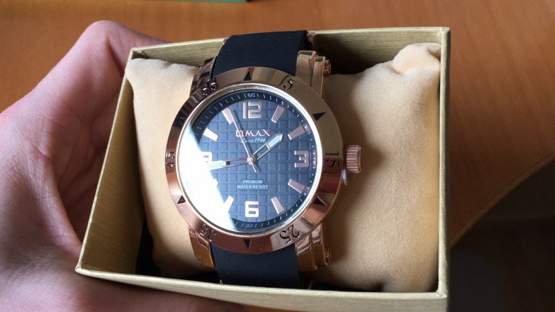 Omax Herrenuhr mit schwarzem Band