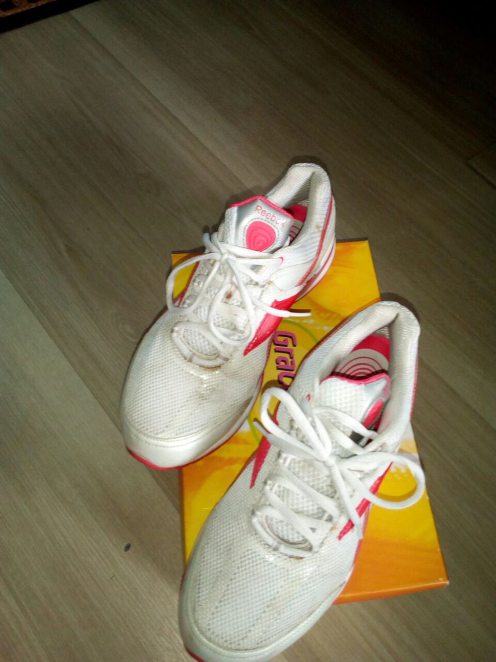 Reebok Easy Tone, Po und Oberschenkel straffend 