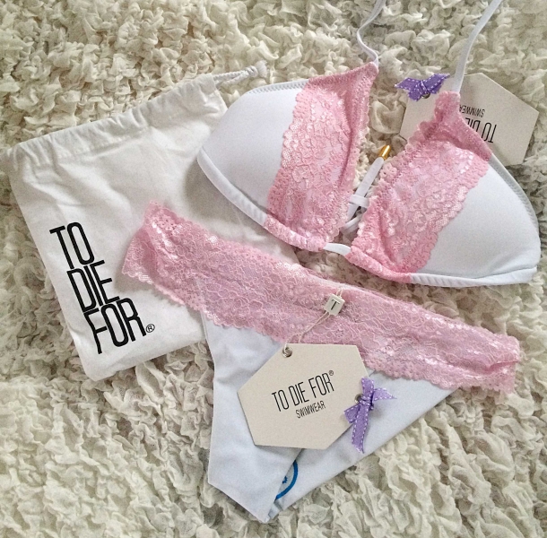 To Die For Swimwear Bikini rosé weiß M