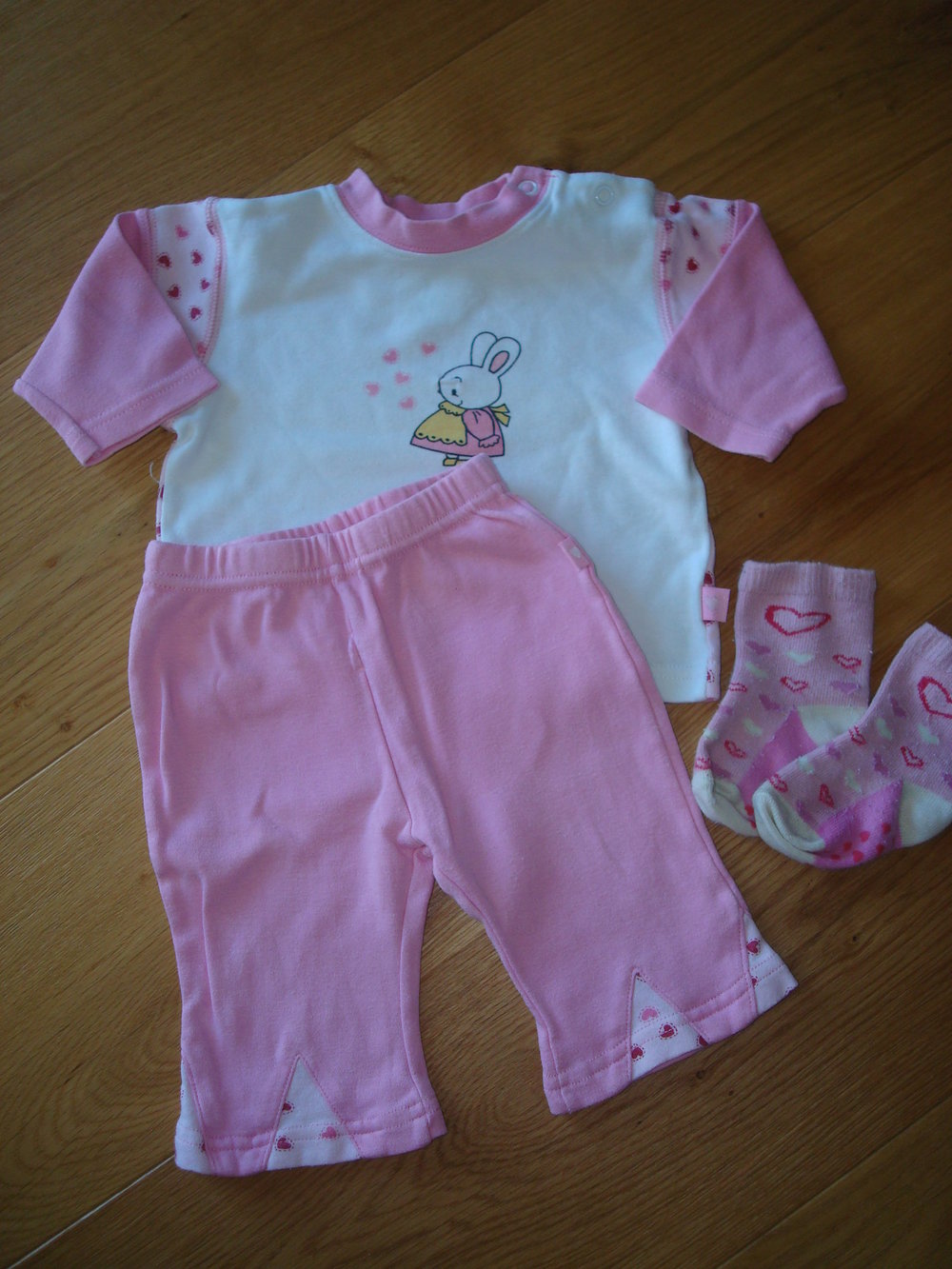 süßes Set mit Herzchen Gr. 62