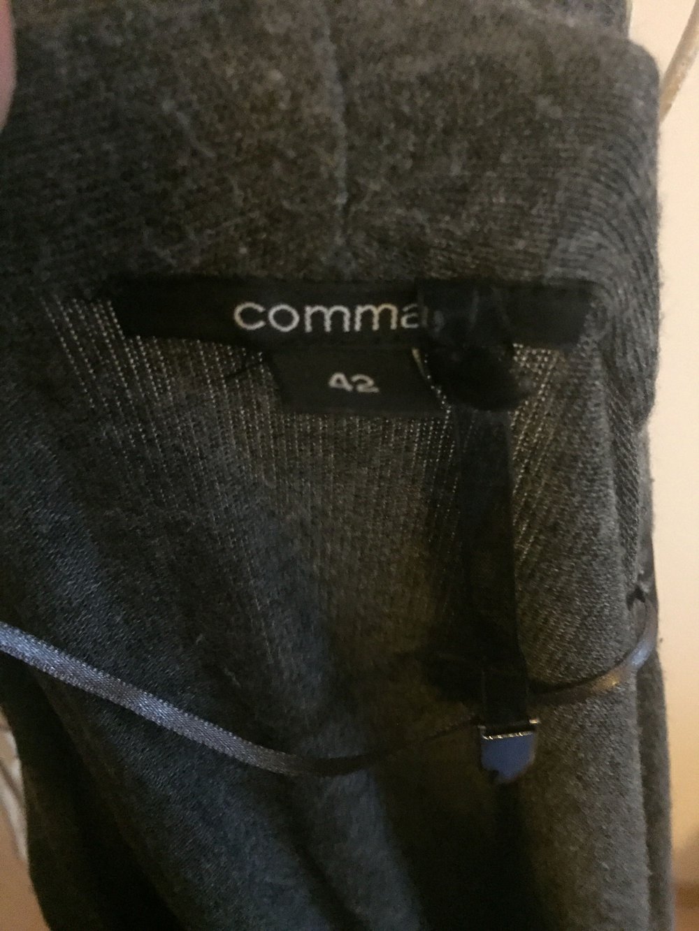 Graue Zipfeljacke von Comma