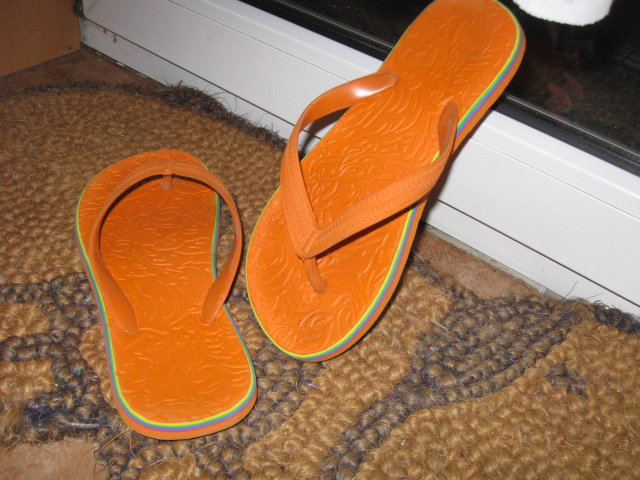 *** Farbenfrohe Zehentrenner ***