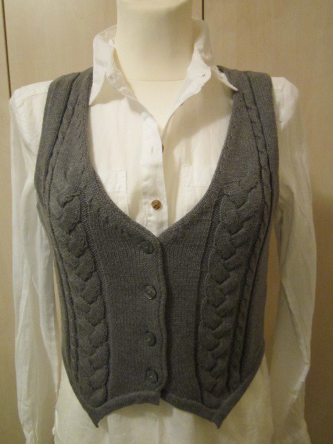 Wie NEU! Musthave Herbst - Weste in Strick von S.Oliver