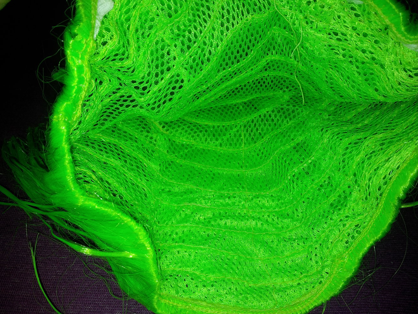 Perücke neongrün kurz hochstehend