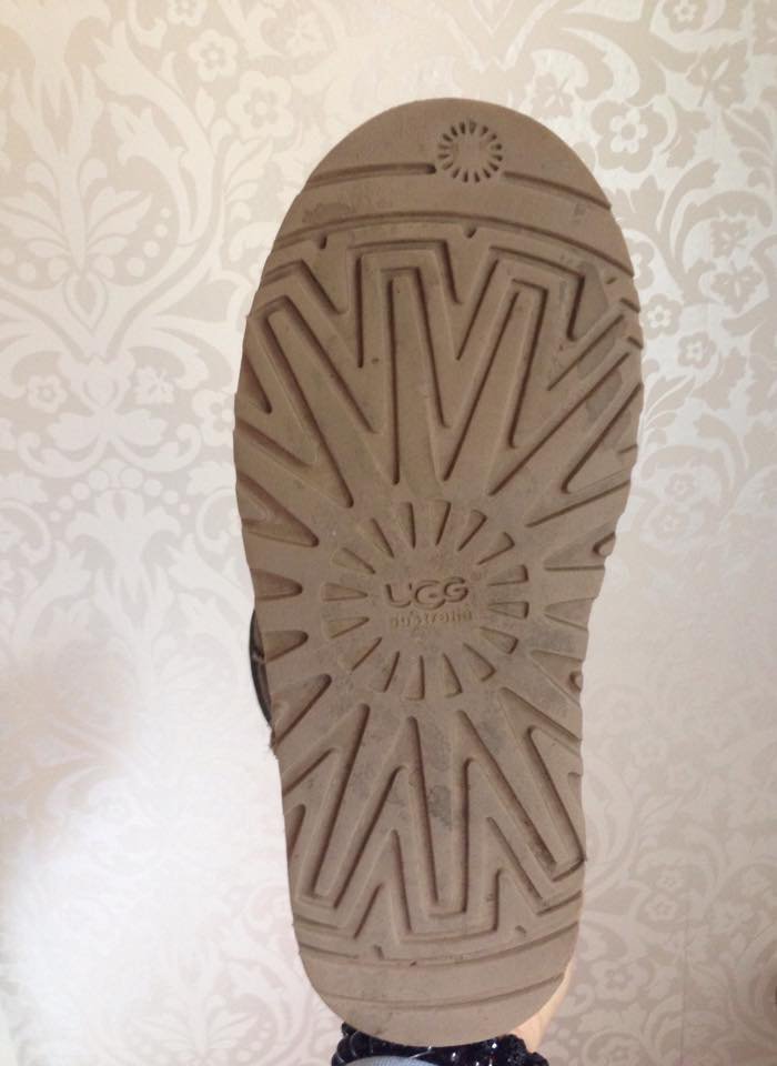 UGG Boots Olivgrün Größe 37 