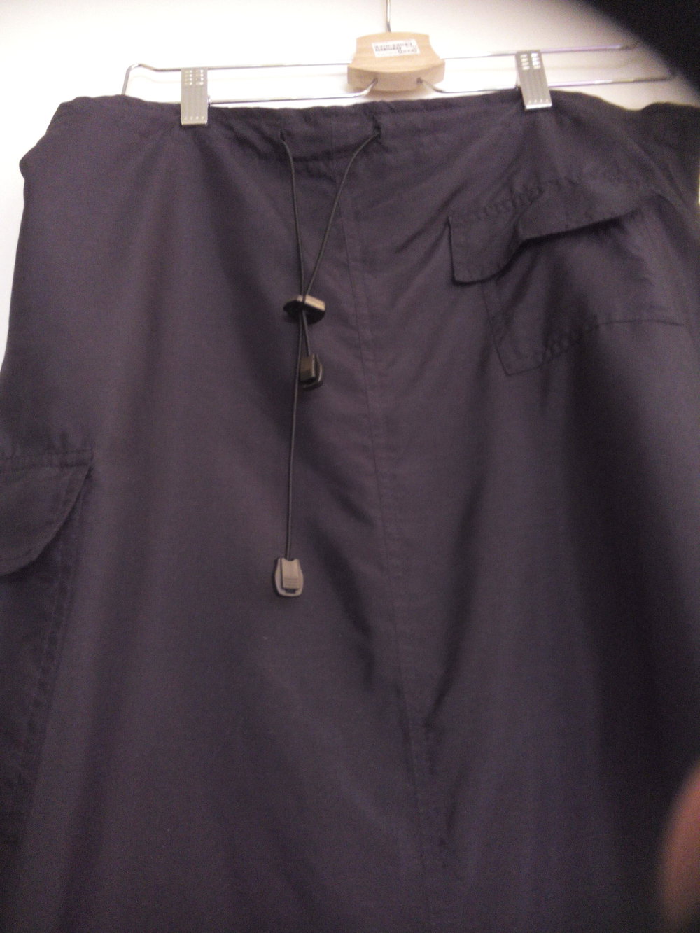 Langer schwarzer Rock