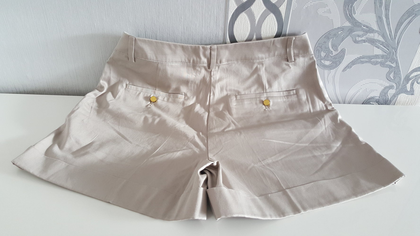 Crean Beige Shorts Hose 42 - L / XL Neu