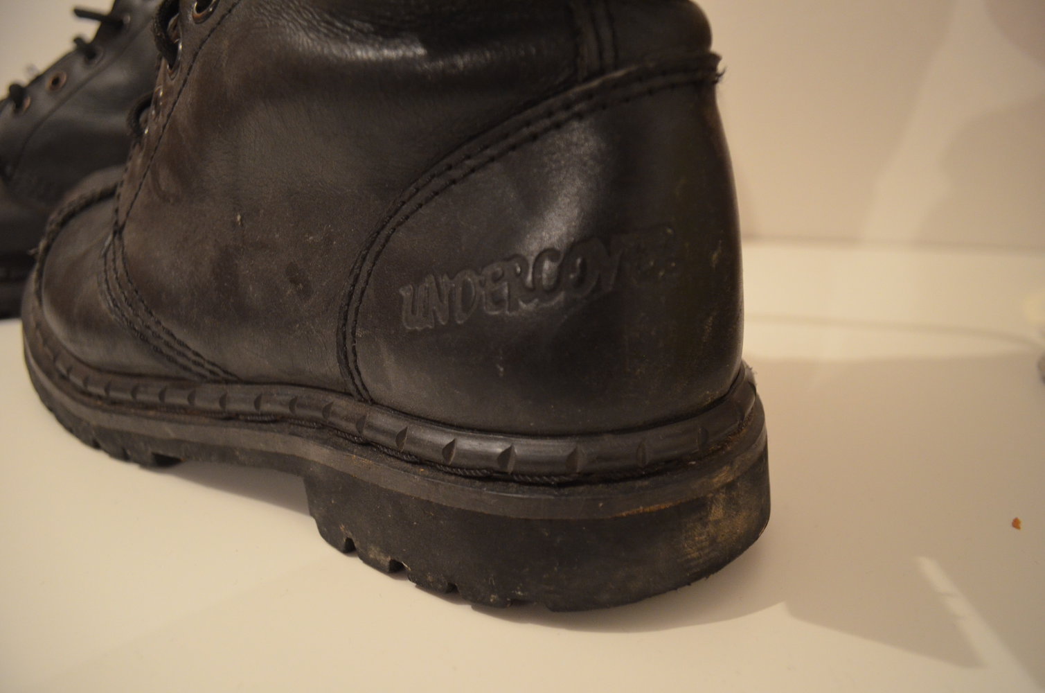 Undercover Springerstiefel 14 Loch mit Schnallen