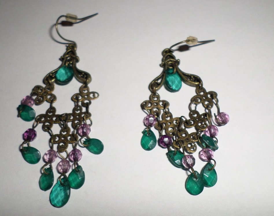 Ohrstecker Ohrringe aus türkisen und lila Steinchen H&M 