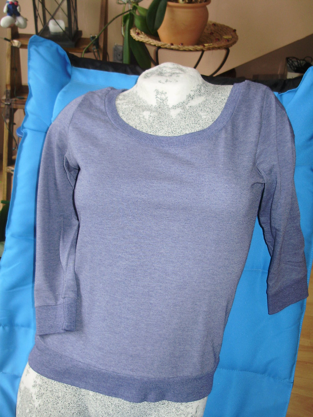 Review Sweat leicht jeansblau 7/8 Arme weiter Rundausschnitt XS S