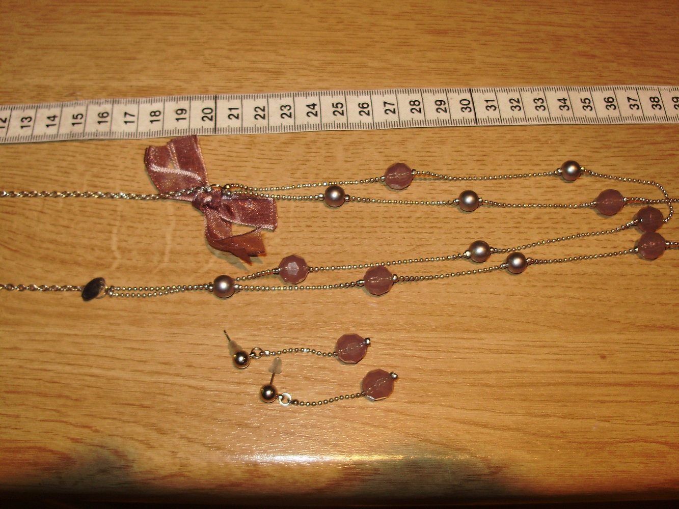 Schmuckset: Kette + Ohrringe , silbern, altrosafarbene Perlen NEU im Tüllbeutelchen