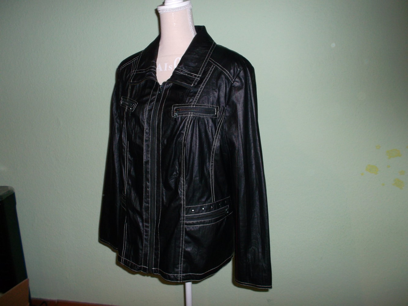 neue schicke schwarze jacke,grösse 46