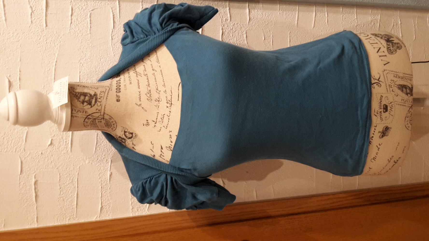 türkises Sommertshirt mit süßen Ärmeln