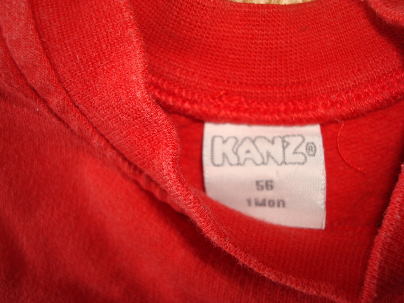 süßer Pullover in Rot unisex