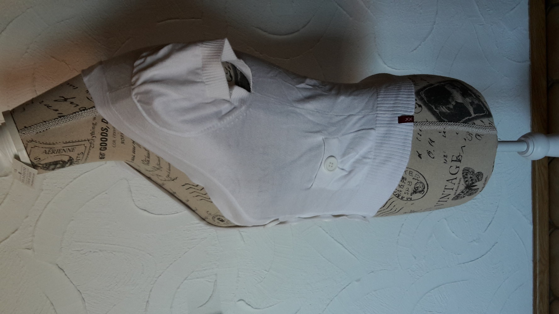 weißes Bolerojäckchen, kurzärmlig