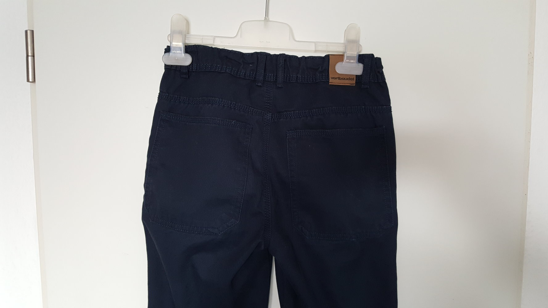 404. Stoffhose von Vertbaudet, Gr. 152, dunkelblau