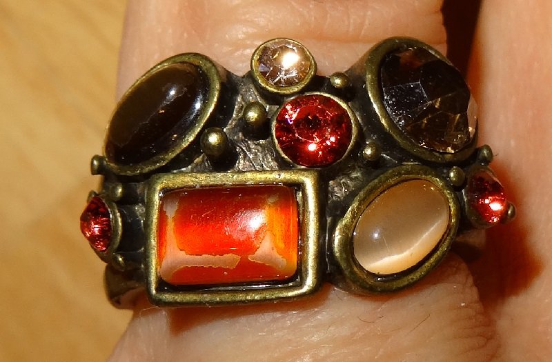 Ausgefallener Modeschmuck Ring 