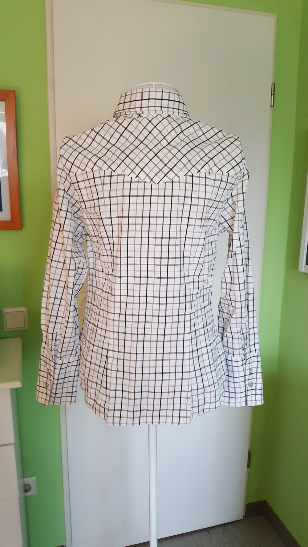 51. Karierte Bluse von Heine, Gr. 34