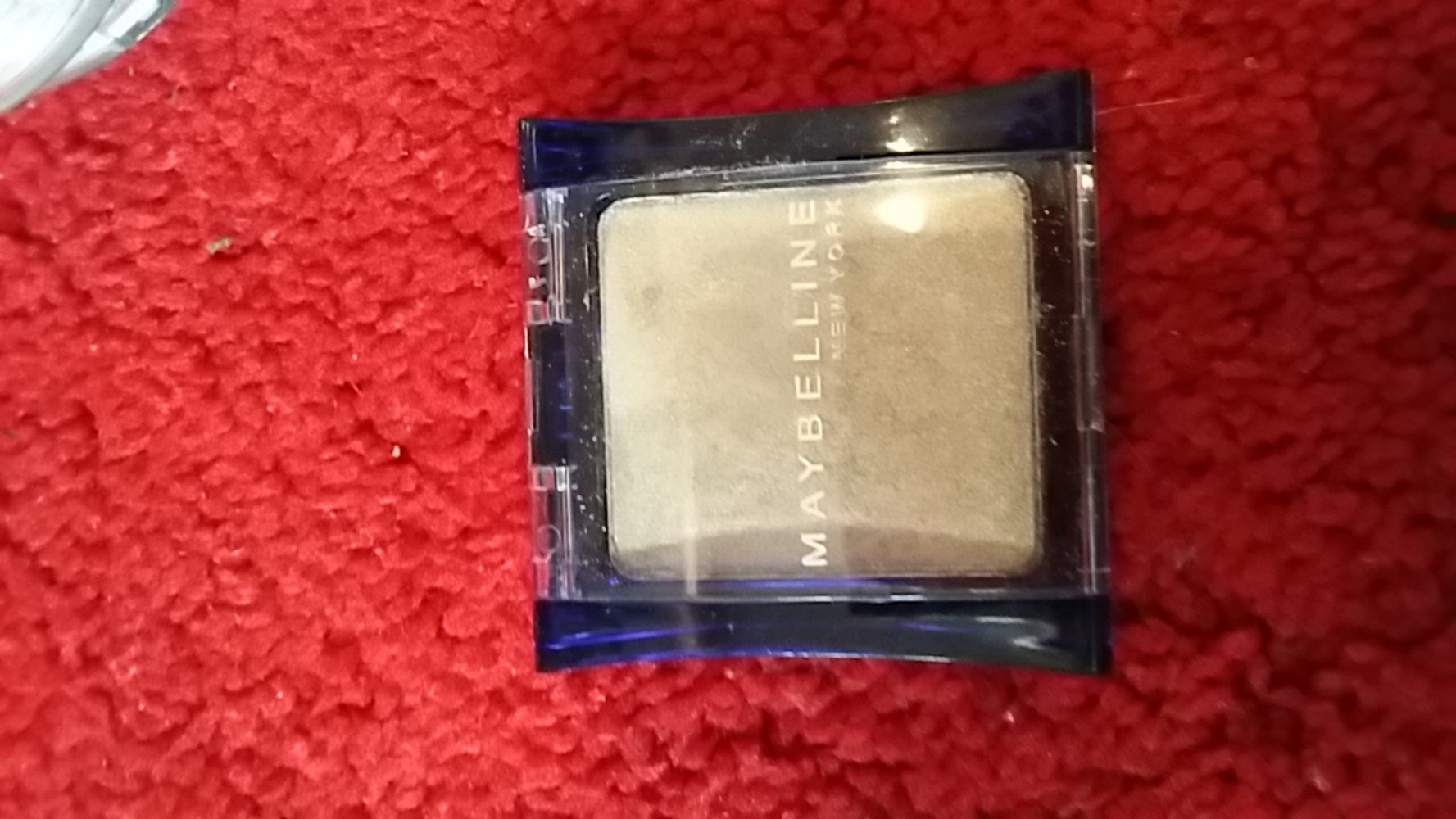 goldener Lidschatten von Maybelline