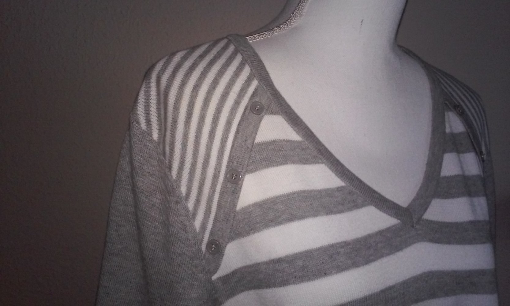 Marken Sweatshirt Shirt Pulli Tunika Ausschnitt Sommerpulli superleicht