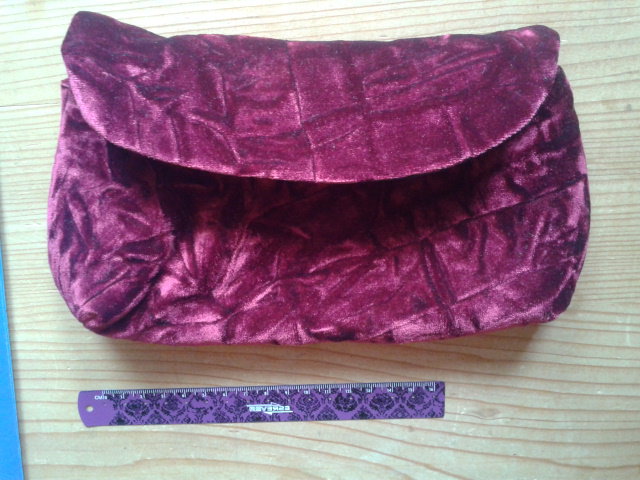 Kosmetiktäschchen, Tasche, rot, Samt, schwarz, DIY, selbstgenäht, selbstgemacht