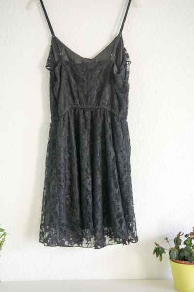 Spitzenkleid h&m divided schwarz