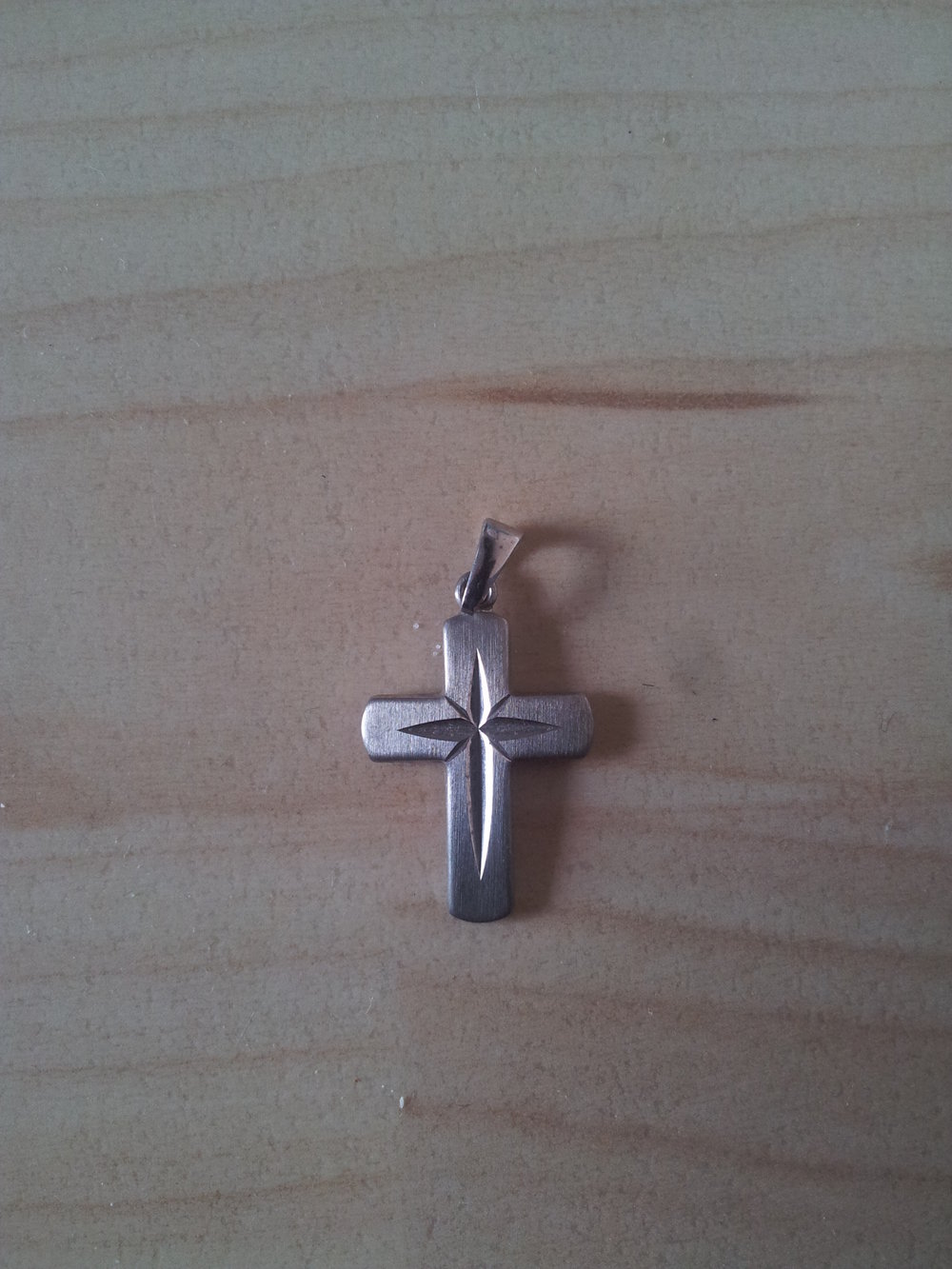 Echtsilberkreuz gestempelt, neuwertig, 925er Silber