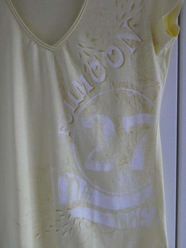 NEU – edc by Esprit – T-Shirt, hellgelb mit weißem Aufdruck