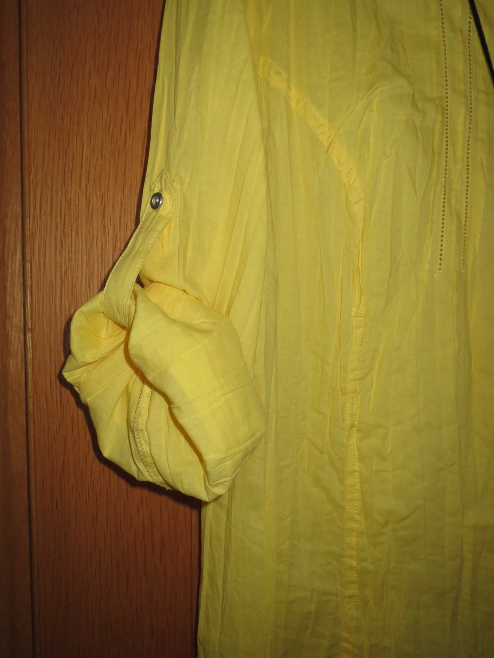 Bluse mit Kette, Gr.42/M, gelb