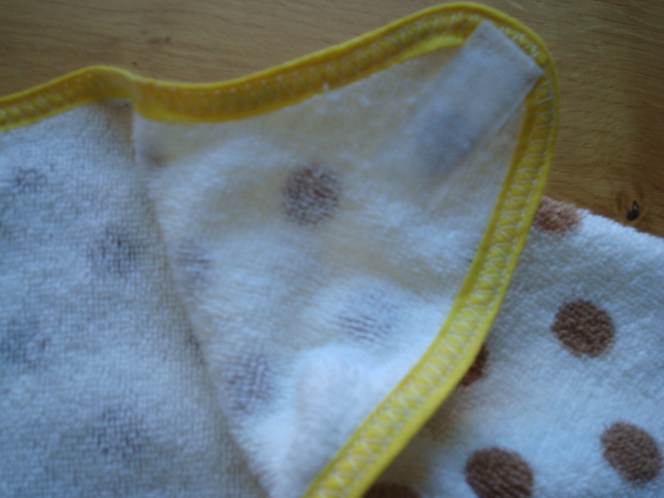 Lätzchen mit Arm und Klettverschluss, handmade, neu