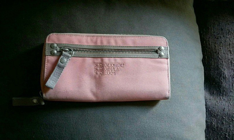 George, Gina & Lucy Geldbörse in frischem Korall
