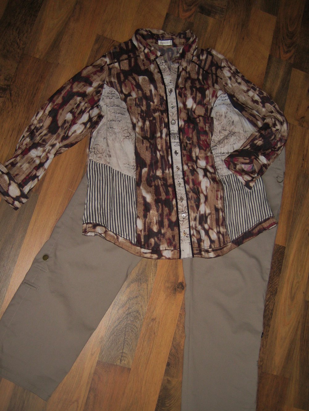 Hose Kurzgröße 23 hellkhaki