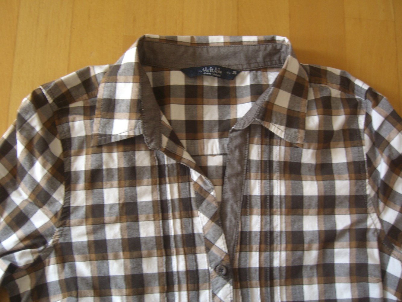 Hübsche karierte Bluse