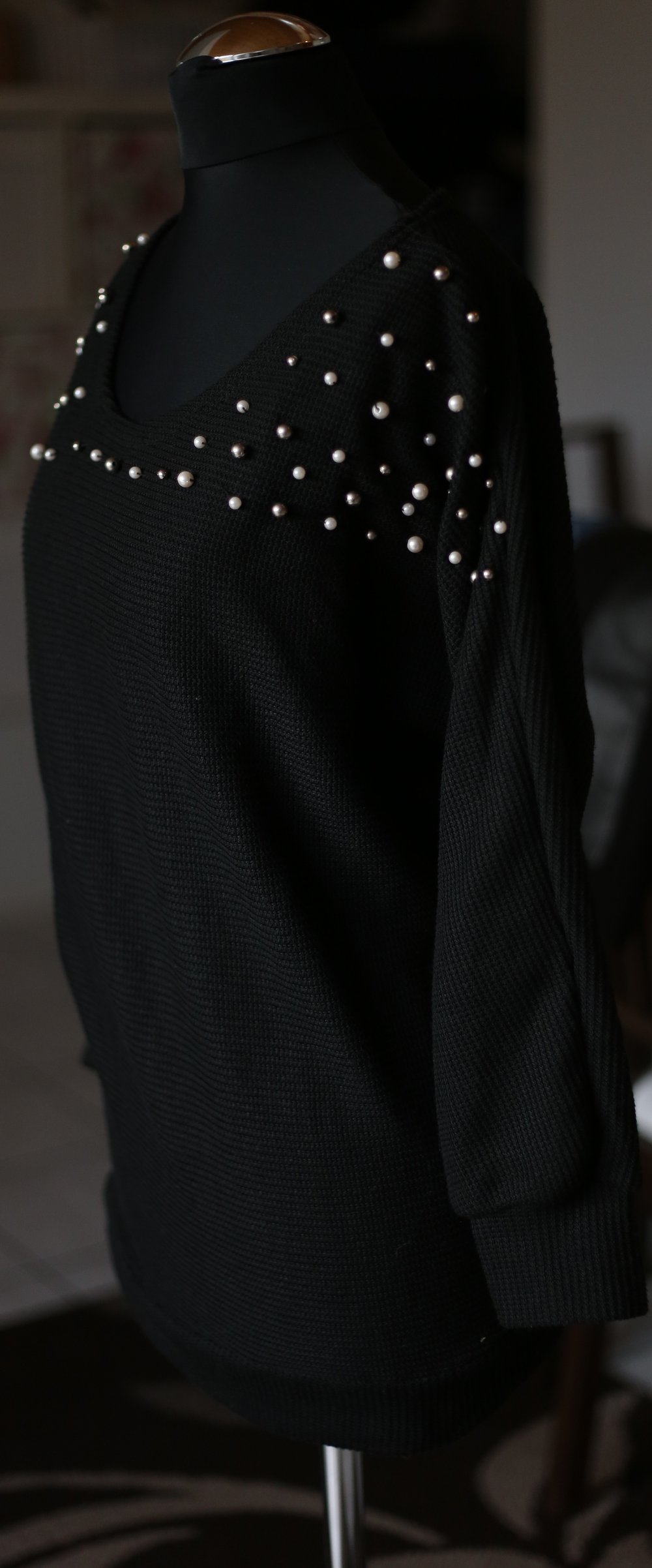 Pulli mit Perlen schwarz 34 36 XS S