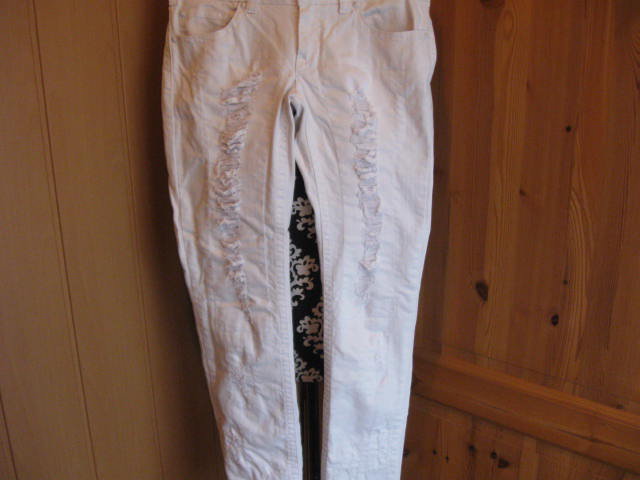 *** Tolle Jeans mit Rissen ***