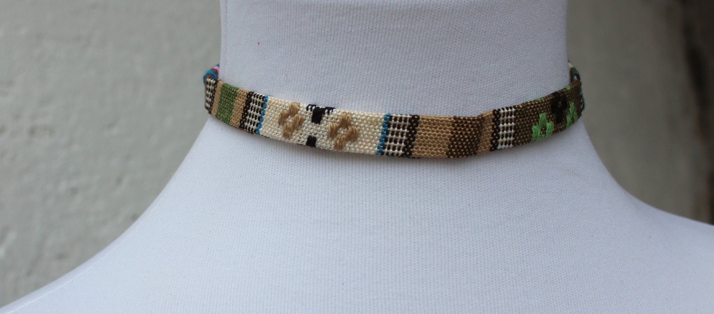neuer creme brauner Choker, gewebt geflochtene Optik, 1990er, Folklore