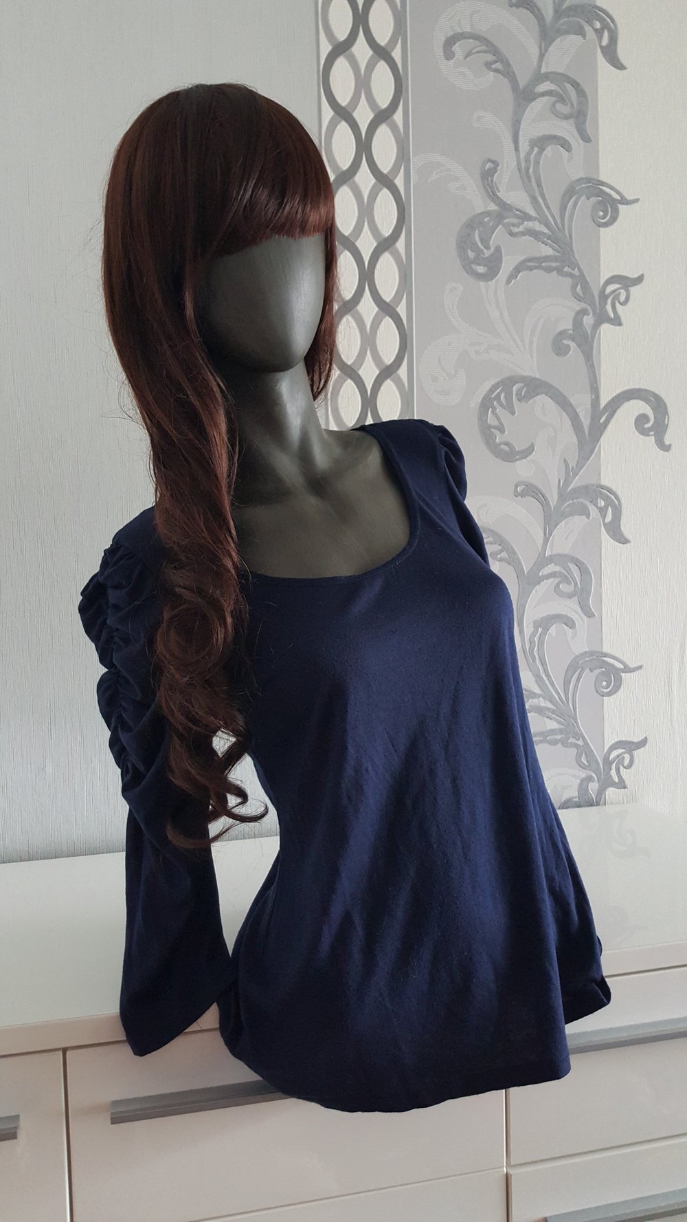 Dunkelblaues Oberteil augez. M auch L