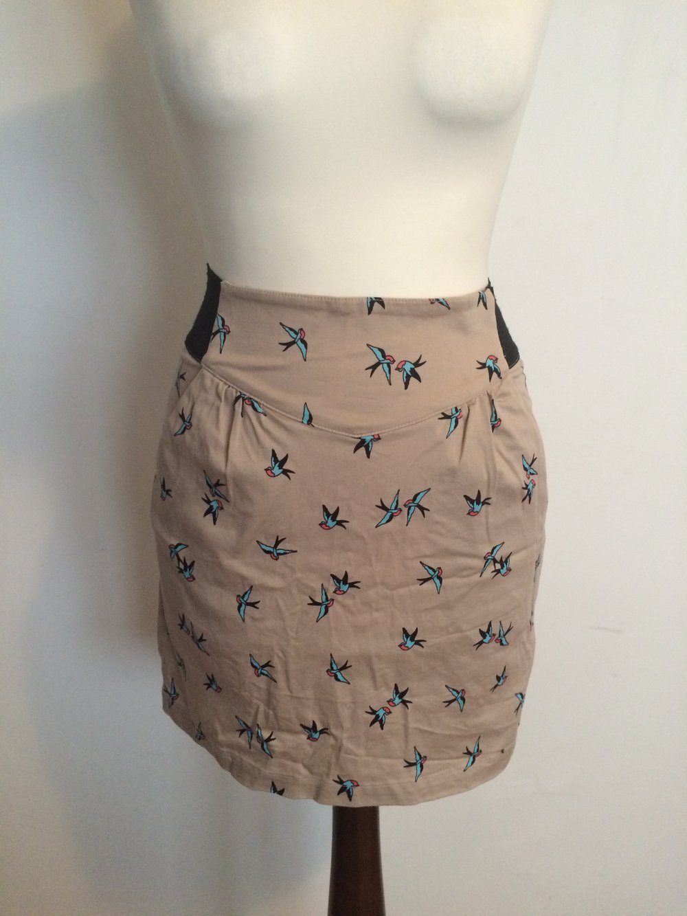 Tulpenrock mit Schwalben oldschool