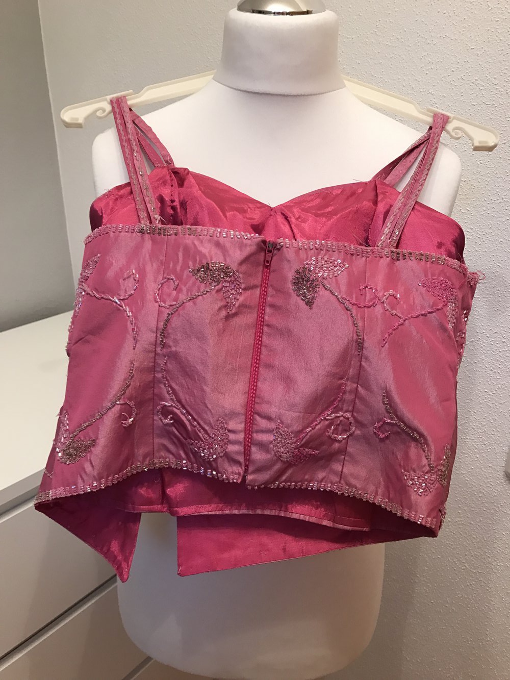 *Schönes auffälliges rosafarbiges 2-teiliges Abendkleid  Gr.36*