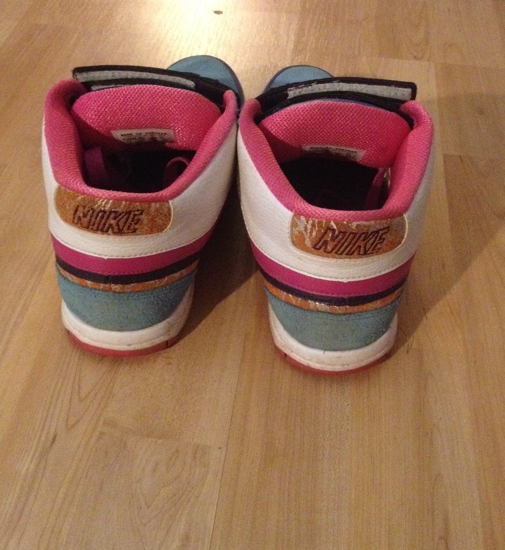 Nike 6.0 Mogan Mid Sneaker