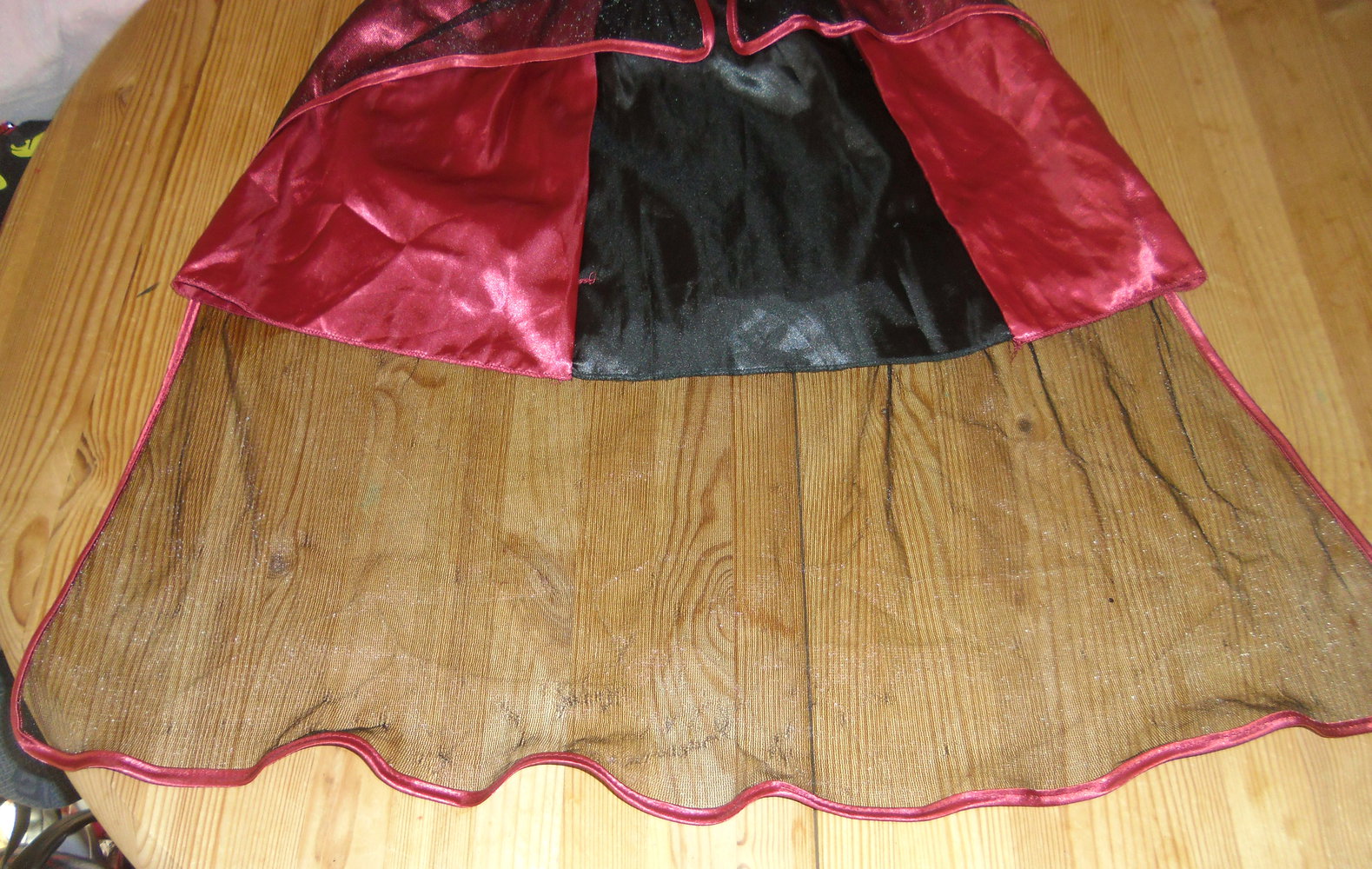 Tesco -schönes Kostüm Gr.11-12y ca 146/152 