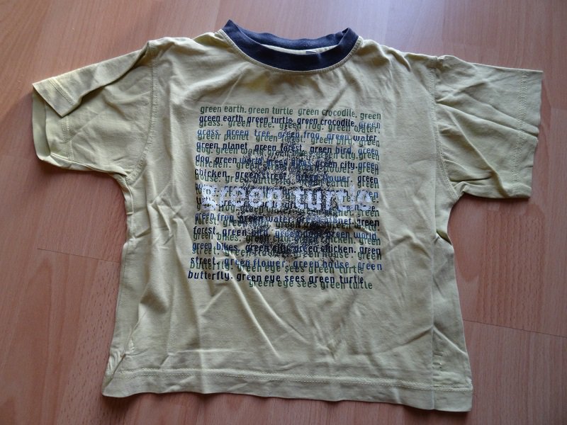 T - Shirt grün Gr. 98
