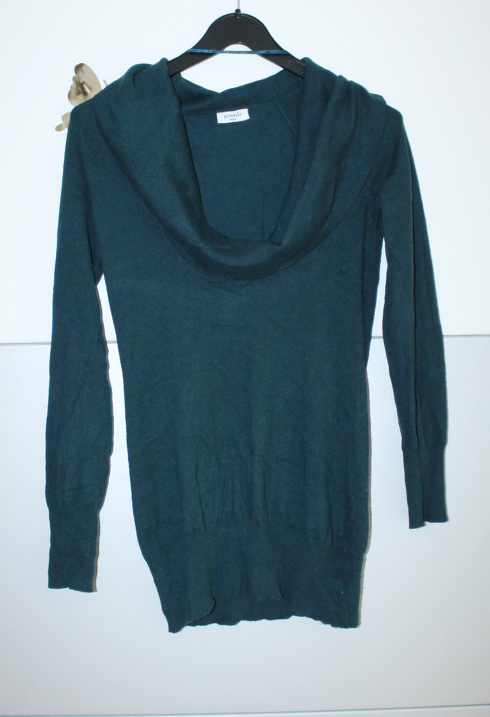 schöner, leichter Strick - Pulli mit Wasserfallkragen