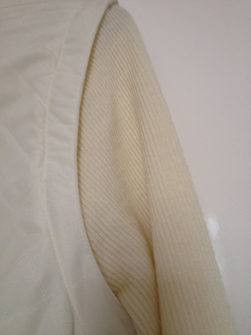 Exklusive Creme Leichte Jacke Jäckchen 